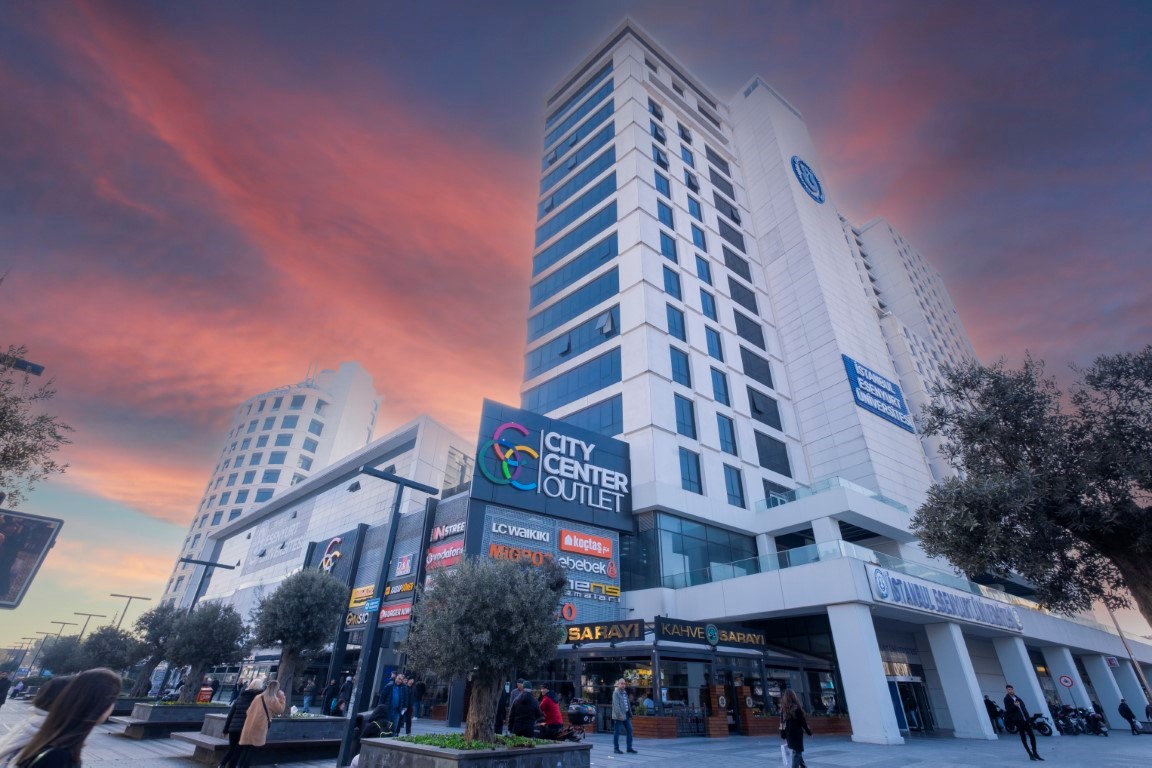 Furnished/Rental Guaranteed Apartment In City Center